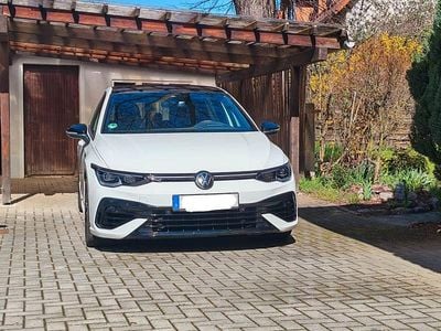 Usata VW Golf VIII R 320 CV (235 kW) 2023 Bianco Berlina