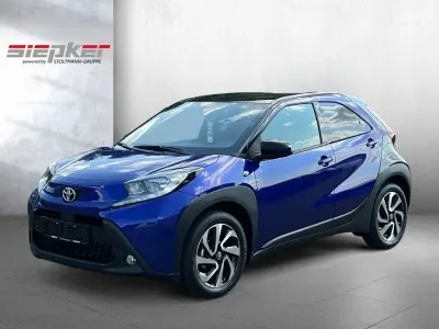Gebraucht Toyota Aygo X Basis 72 PS (52 kW) 2025 Blau SUV