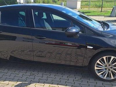Second-hand Opel Astra GS Line 145 CP (106 kW) 2020 Negru Berlinǎ