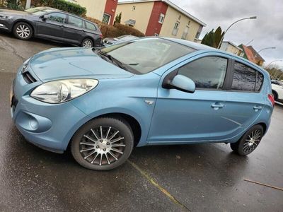 gebraucht Hyundai i20 1.4 Comfort Automatik LPG und Benzin