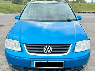 Gebraucht VW Touran 115 PS (84 kW) 2004 Blau Van / Kleinbus