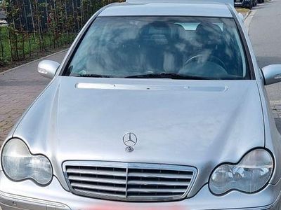 Mercedes C220