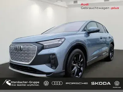 Gebraucht Audi Q4 e-tron Advanced 194 kW (265 PS) 2023 Geysirblau metallic SUV