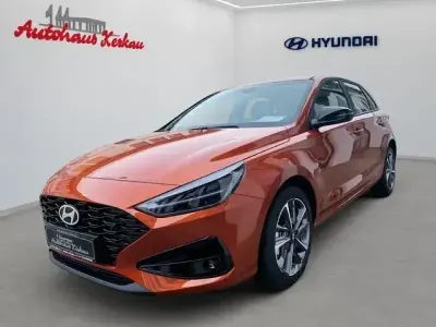 Gebraucht Hyundai i30 Advantage 140 PS (102 kW) 2025 Jupiter orange metallic Limousine