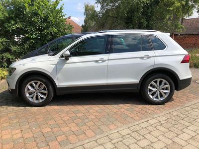 Weiß Gebraucht 2017 VW Tiguan Comfortline SUV | 21.000 € (Teuer)