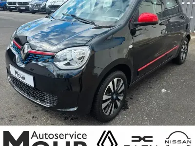 Używany Renault Twingo Intens 60 kW (82 KM) 2022 Czarny Hatchback