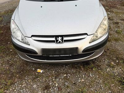 Silber Gebraucht 2001 Peugeot 307 Limousine | 1.250 € (Fairer Preis)