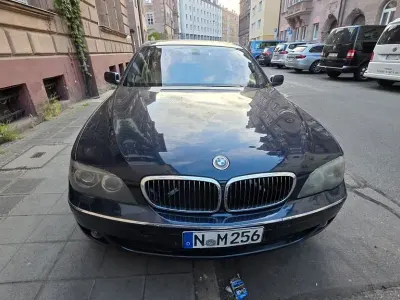 Gebraucht BMW 740 306 PS (225 kW) 2005 Blau Limousine