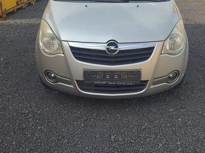 Opel Agila