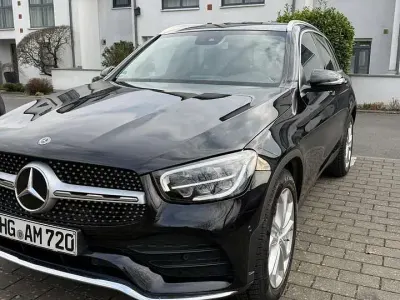 Usata Mercedes GLC300 AMG line 258 CV (189 kW) 2019 Nero SUV