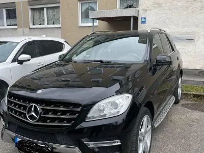 Gebraucht Mercedes ML350 2011 Schwarz SUV