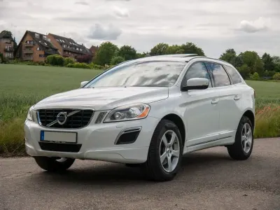 Gebraucht Volvo XC60 Summum 215 PS (158 kW) 2013 Weiß SUV