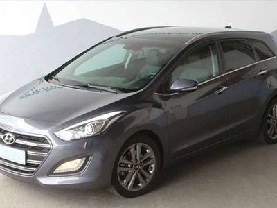 gebraucht Hyundai i30 cw 1,6 CRDi Premium blue Navi Panorama