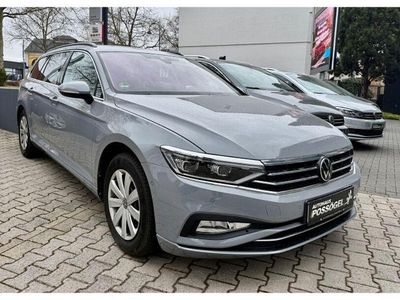 Usata VW Passat Business 200 CV (147 kW) 2023 Grigio Station wagon