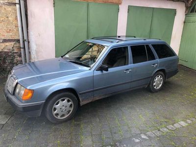 Mercedes E300