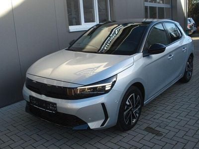 Silber Gebraucht 2024 Opel Corsa Limousine | 16.990 € (Guter Preis)