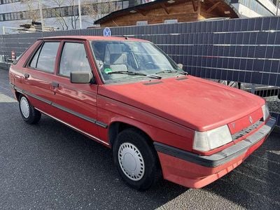 Usado Renault R11 73 CV (53 kW) 1988 Rojo Utilitario