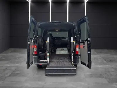 Gebraucht Renault Master 101 PS (74 kW) 2009 Schwarz Kombi
