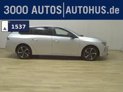 Gebraucht Opel Astra Elegance 131 PS (96 kW) 2024 Kristall silber metallic Kleinwagen