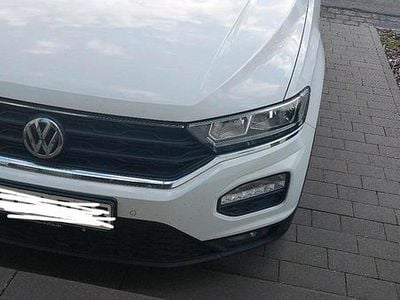 Second-hand VW T-Roc 116 CP (85 kW) 2019 Alb SUV