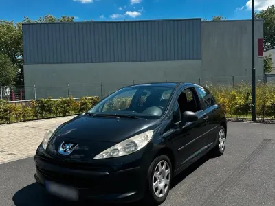 Gebraucht Peugeot 207 75 PS (55 kW) 2007 Schwarz Kleinwagen