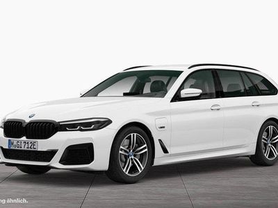Gebraucht BMW 530e M Sport 184 PS (135 kW) 2023 Weiß Kombi