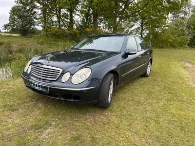 Brugt Mercedes E220 150 HK (110 kW) 2002 Sort Sedan