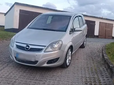 Occasion Opel Zafira Innovation 140 ch (102 kW) 2009 Argent Monospace