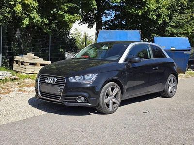 Schwarz Gebraucht 2011 Audi A1 Ambition Kleinwagen | 6.600 € (Fairer Preis)