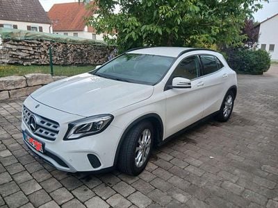 Mercedes GLA200