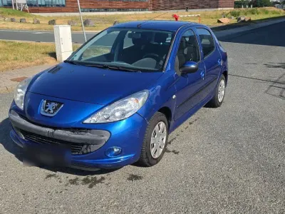 Gebraucht Peugeot 206+ 60 PS (44 kW) 2009 Blau Kleinwagen