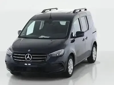 Gebraucht Mercedes T180 Progressive 131 PS (96 kW) 2025 Blau Van / Kleinbus