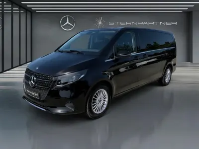 Gebraucht Mercedes V300 Avantgarde 237 PS (174 kW) 2025 Obsidianschwarz metallic Van / Kleinbus
