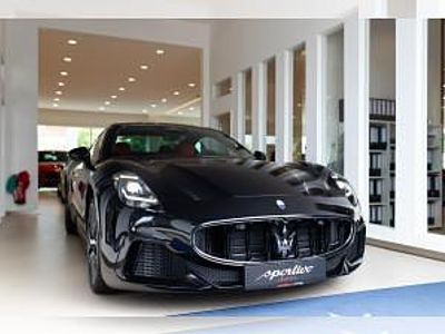 Gebraucht Maserati Granturismo 549 PS (403 kW) 2024 Schwarz (schwarz (nero ribelle )) Coupé