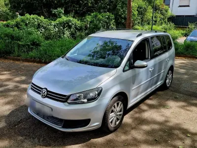 Gebraucht VW Touran 105 PS (77 kW) 2012 Silber Van / Kleinbus