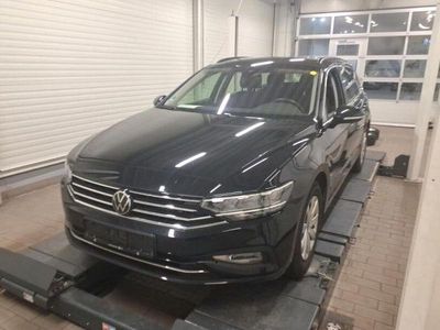 Gebraucht VW Passat S 200 PS (147 kW) 2022 Schwarz Kombi
