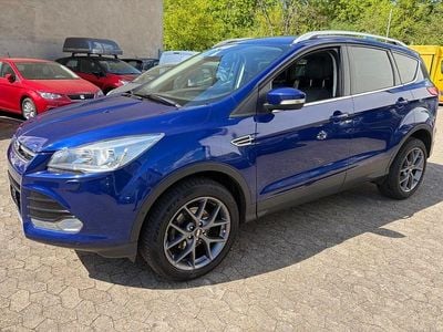 Second-hand Ford Kuga Titanium 150 CP (110 kW) 2016 Albastru SUV