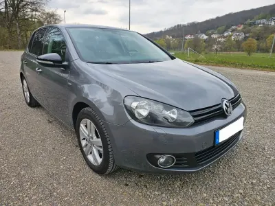Gebraucht VW Golf VII Comfortline 150 PS (110 kW) 2012 Grau Limousine