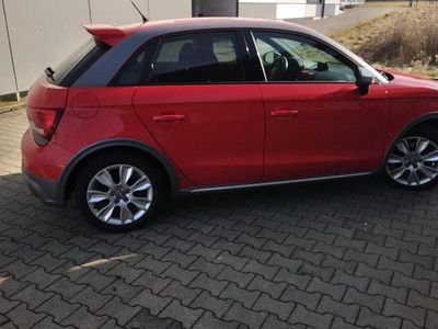 Rot Gebraucht 2015 Audi A1 Sportback Kleinwagen | 13.690 € (Etwas zu teuer)