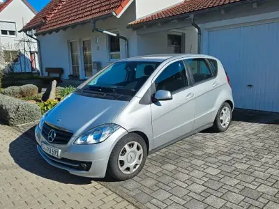 Brugt Mercedes A180 109 HK (80 kW) 2011 Sølv Sedan