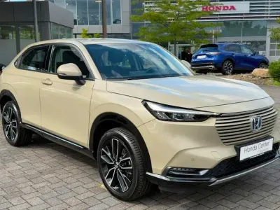 Gebraucht Honda HR-V Advance 131 PS (96 kW) 2022 Sand khaki pearl (beige) SUV