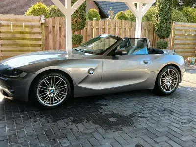 Gebraucht BMW Z4 170 PS (125 kW) 2005 Silber Cabrio