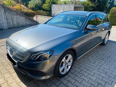 Mercedes E220