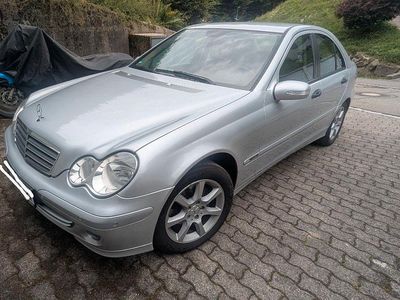 Mercedes C200