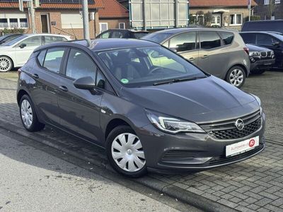 gebraucht Opel Astra Lim. 5-trg. Selection *Sitz-HZ*Temp*LED*