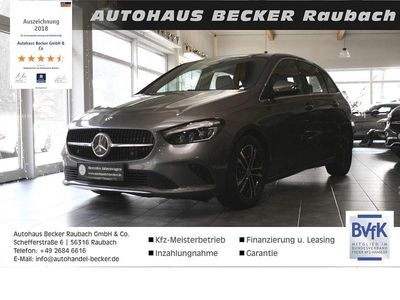 Gebraucht Mercedes B180 Advanced 136 PS (100 kW) 2024 Grau Van / Kleinbus