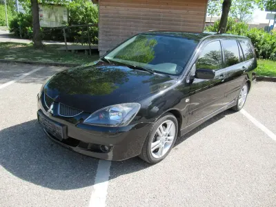 Occasion Mitsubishi Lancer 98 PK (72 kW) 2005 Zwart Stationwagen