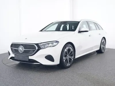 Gebraucht Mercedes E300 Advanced 204 PS (150 kW) 2025 Polarweiss Kombi