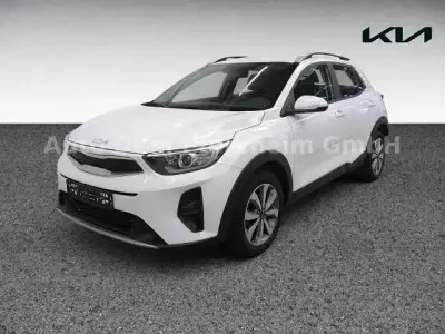 Gebraucht Kia Stonic Vision 101 PS (74 kW) 2024 Weiß SUV