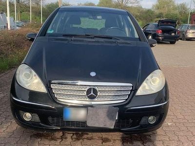 Second-hand Mercedes A150 Avantgarde 95 CP (69 kW) 2005 Negru Monovolum